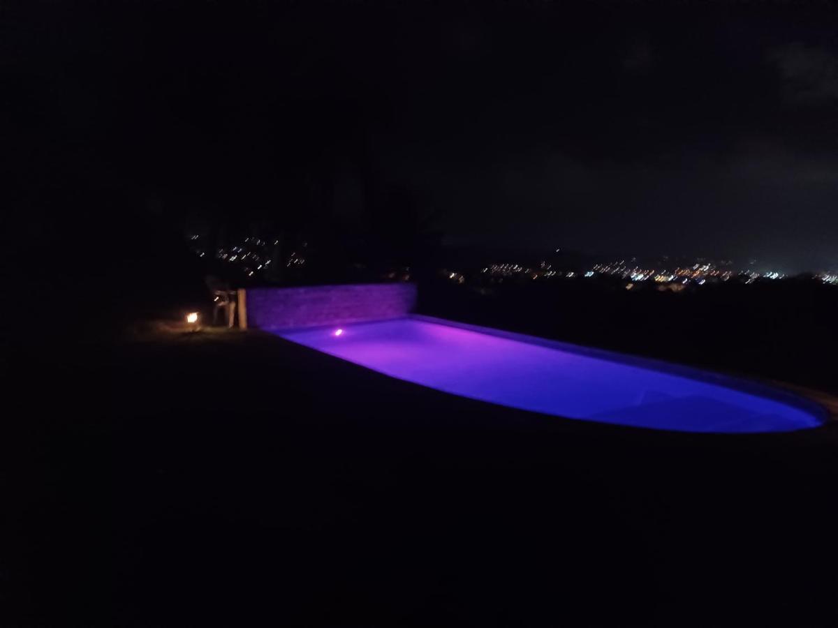Jubilee Campsite Swim & Paint Las Piedras Esterno foto